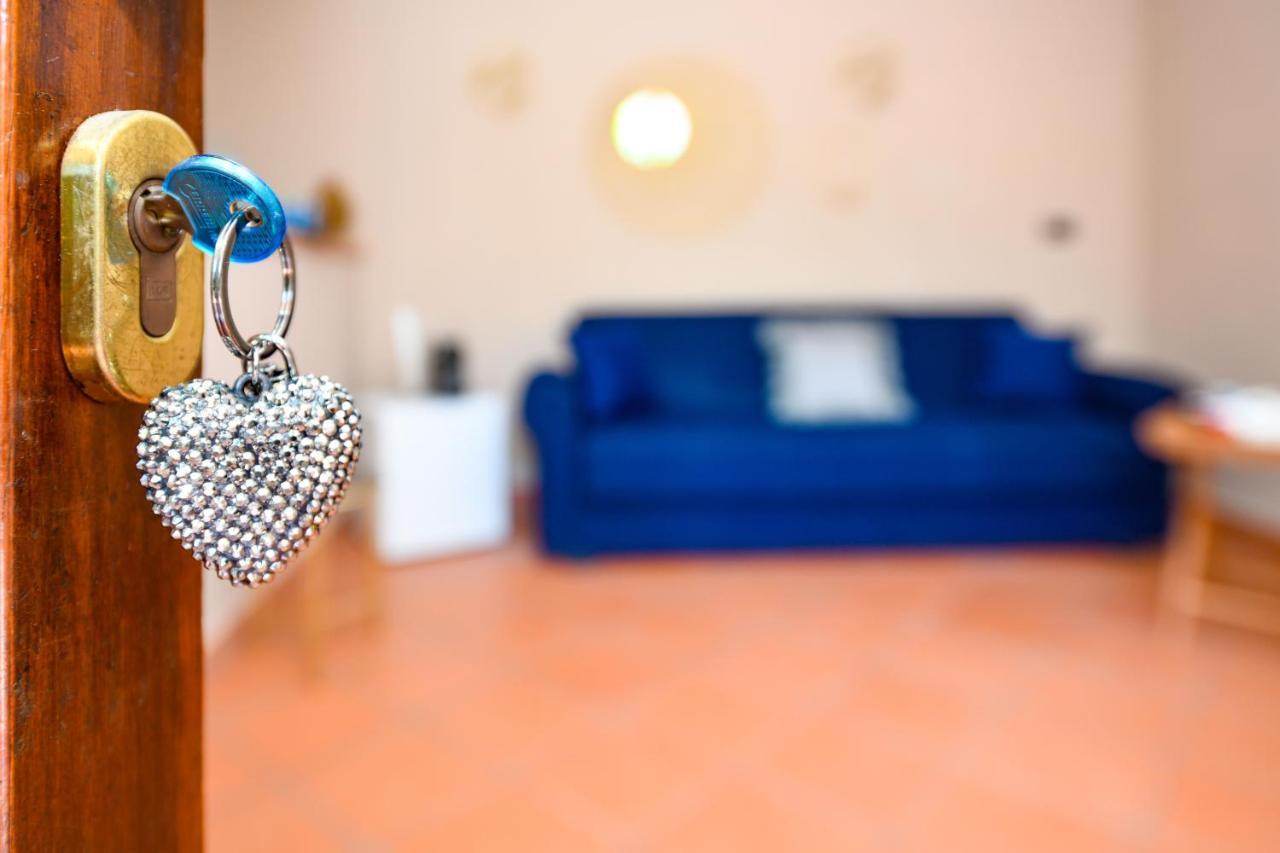 Prestige Rooms シルミオーネ エクステリア 写真